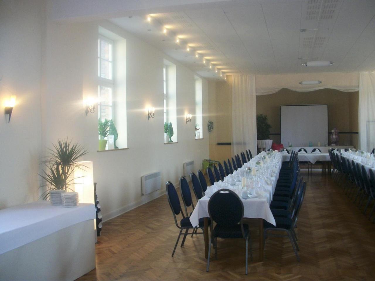 Hotel Buetzower Hof Luaran gambar